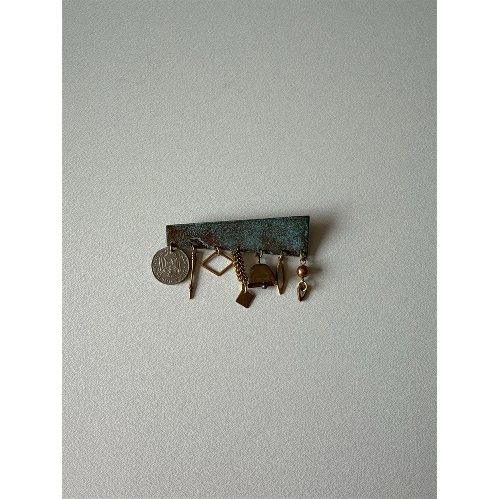 Antique Vintage Copper‎ Turquoise Patina Charm Brooch Pin Ecuador Coin Gold
